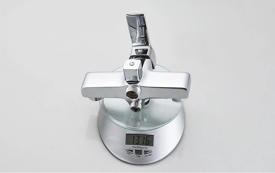 Смеситель для ванны Accoona A7155, латунь, цвет хром купить,NaN