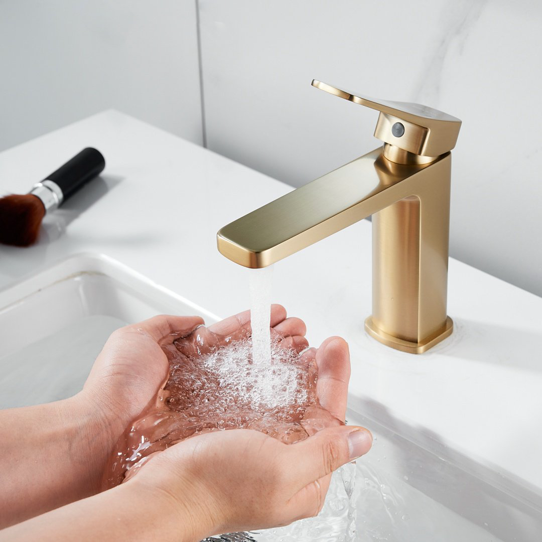 Смеситель Shevanik S9901G, латунь, цвет золотистый купить,NaN