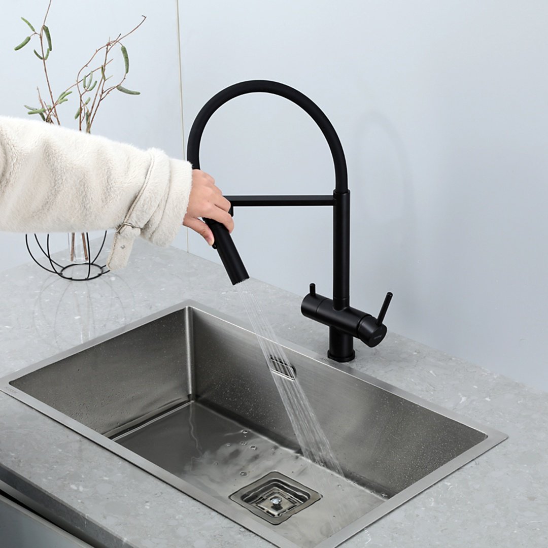 Смеситель с гибким изливом Gappo G4397-86, латунь, цвет черный купить,NaN