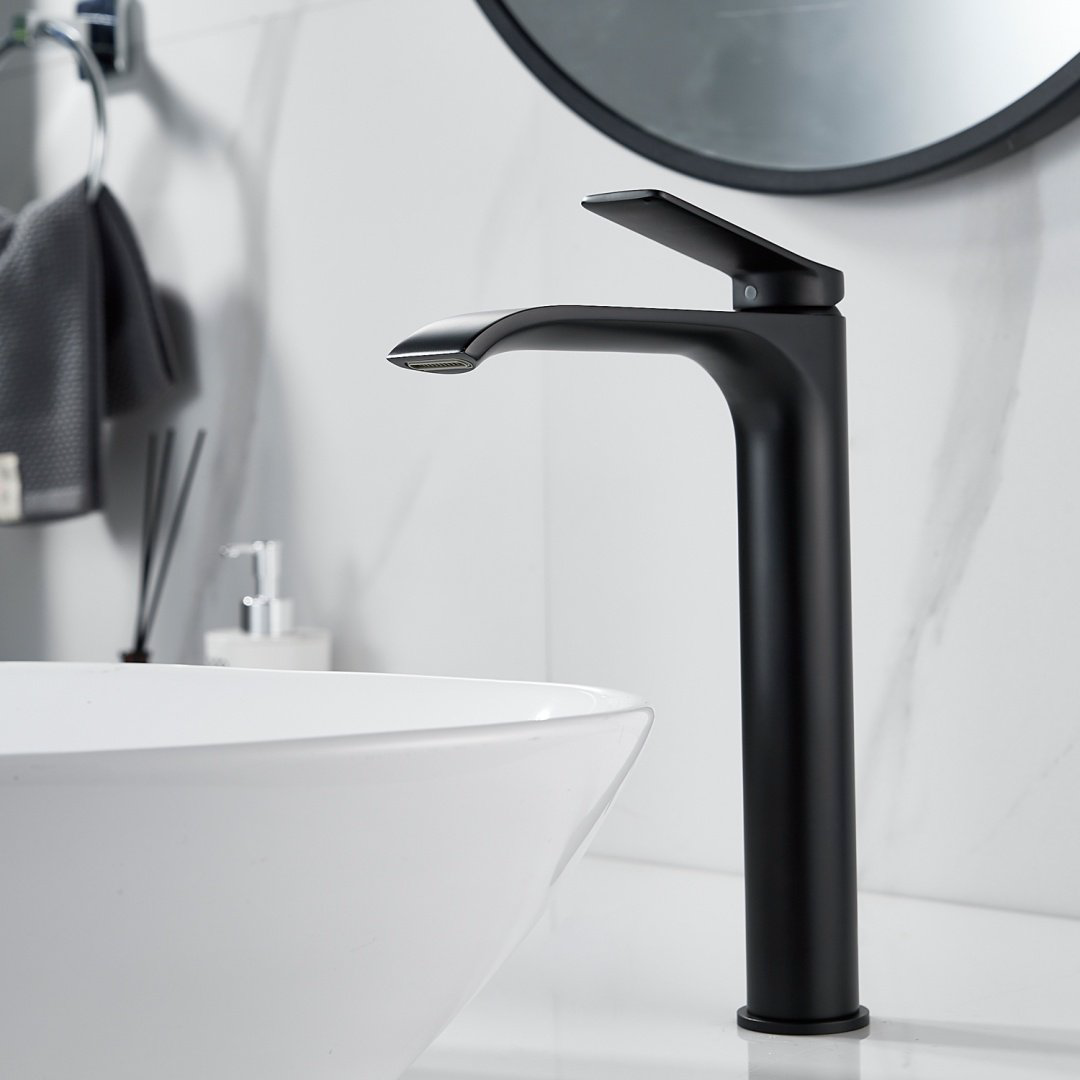 Смеситель Shevanik S4111H, латунь, цвет черный купить,NaN