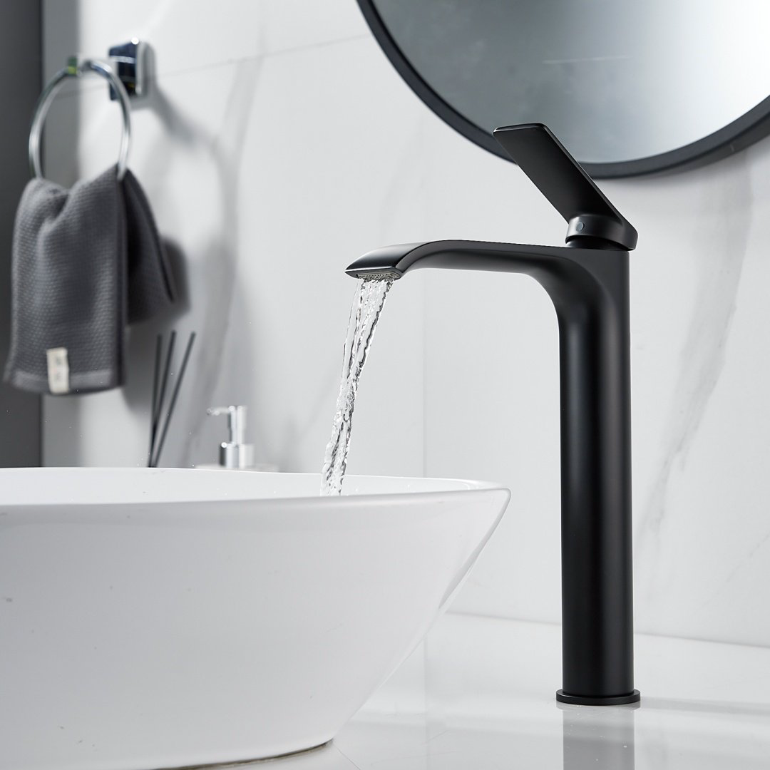 Смеситель Shevanik S4111H, латунь, цвет черный купить,NaN