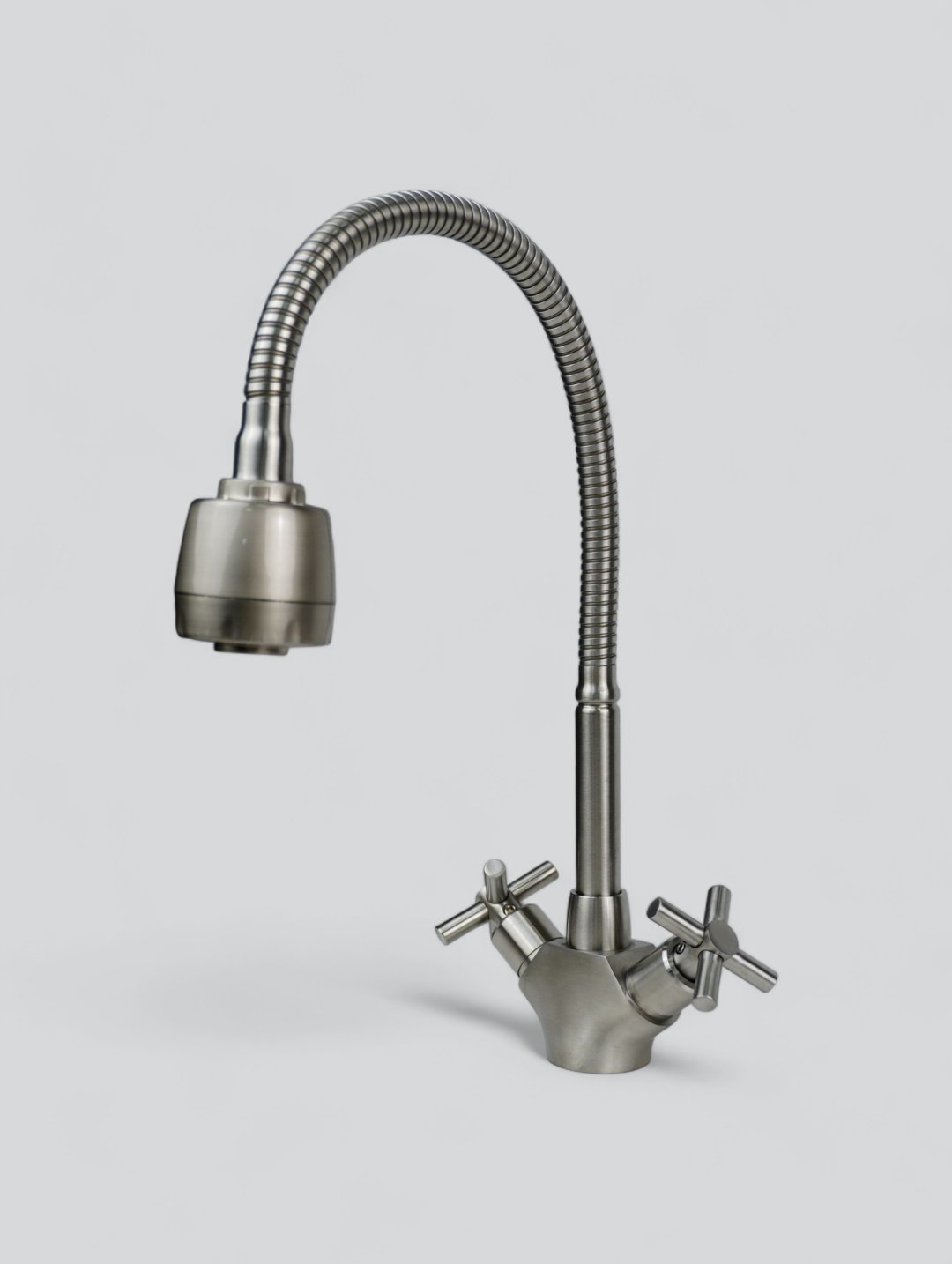 Смеситель с гибким изливом Potato P58357S, латунь, цвет хром купить,36600