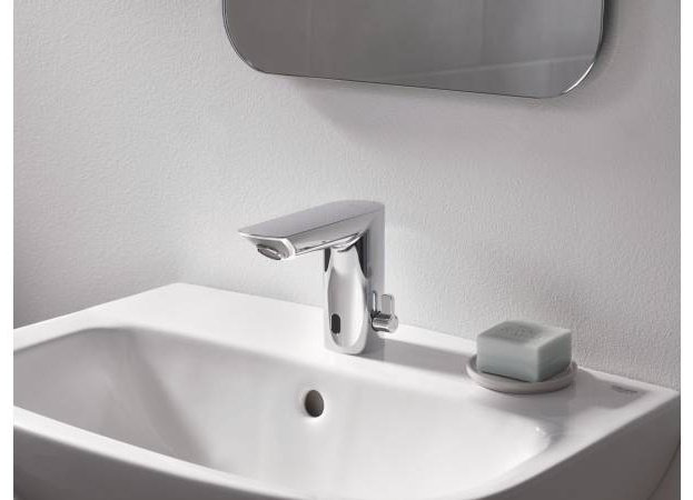 Смеситель для раковины (умывальника) Grohe Bau Cosmopolitan E, сенсорный купить,NaN