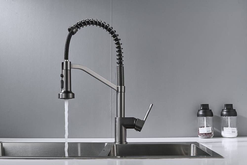 Смеситель с гибким изливом Haiba HB73826-3, латунь, цвет стальной купить,NaN