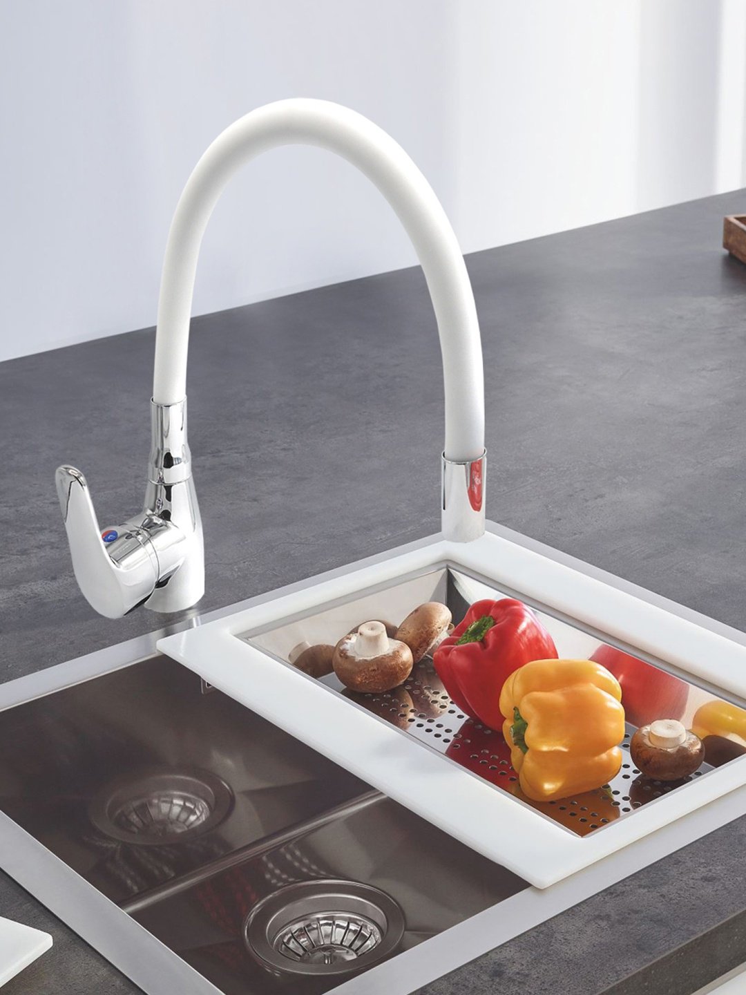 Смеситель с гибким изливом ARCO А47(1)34WT, латунь, цвет белый, хром - ForteMarket Смеситель с гибким изливом ARCO А47(1)34WT, латунь, цвет белый, хром купить,20850