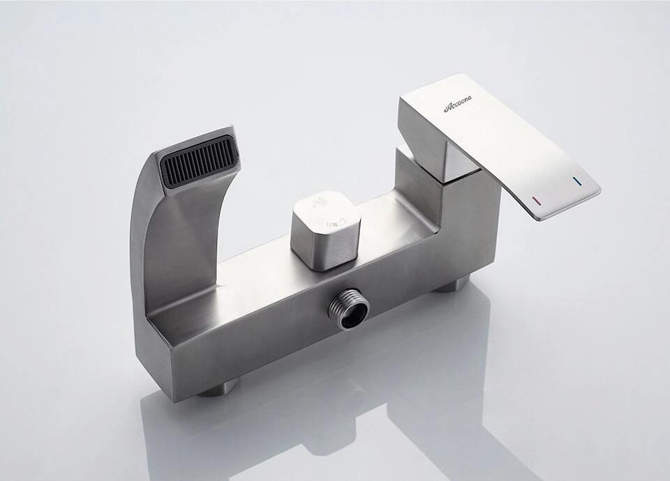 Смеситель для ванны Accoona A63206, латунь, цвет стальной купить,NaN