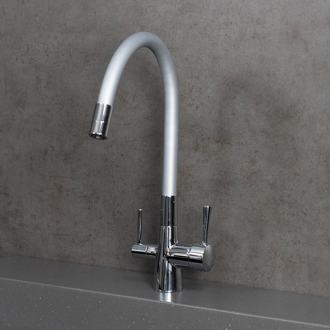 Смеситель с гибким изливом Lemark LM3075C, латунь, цвет серый, серебристый купить,NaN