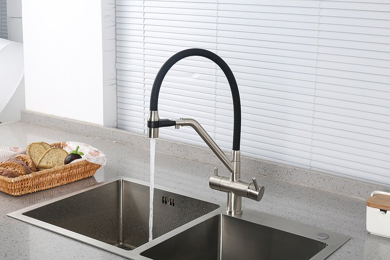 Смеситель с гибким изливом Gappo G4398-85, латунь, цвет черный купить,NaN