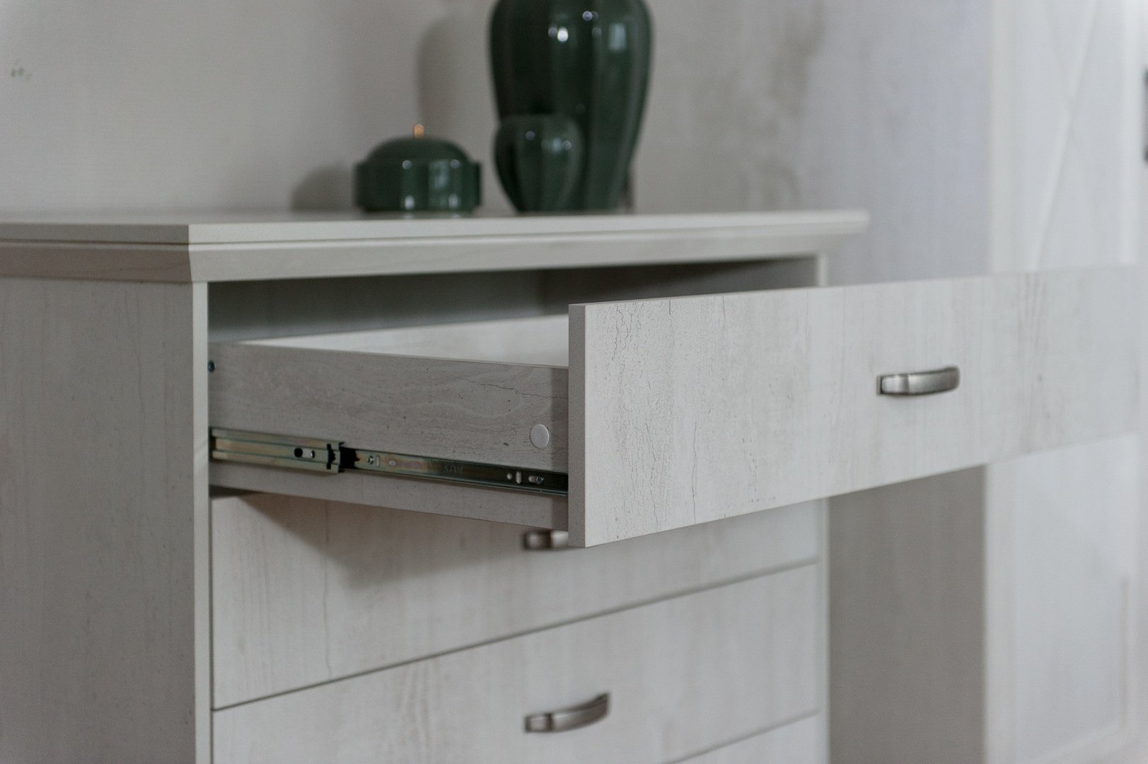 Комод DOMA LOR-4D, 105x48x89 см, светло серый купить,NaN