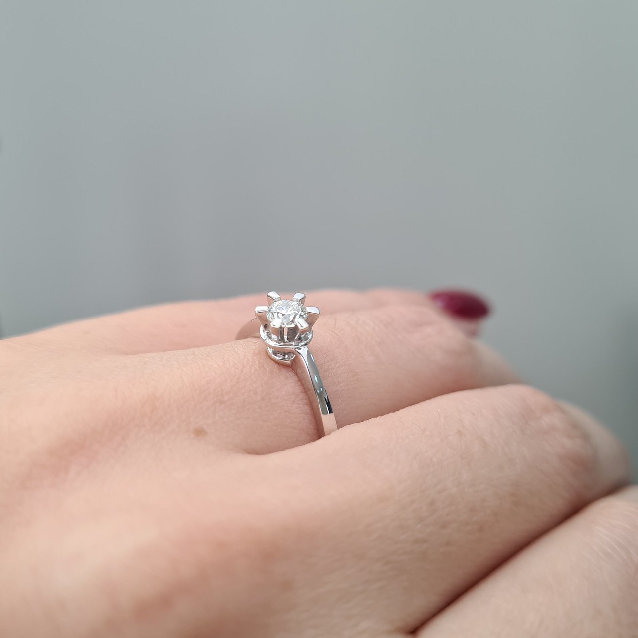 Кольцо Deimantas 92945394 17,5р 2,38гр 0,31ct. купить,NaN