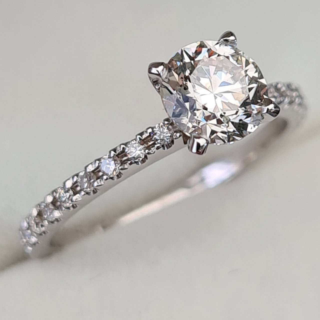 Кольцо Deimantas 93152190 17р 2,02гр 1,05ct. купить,NaN