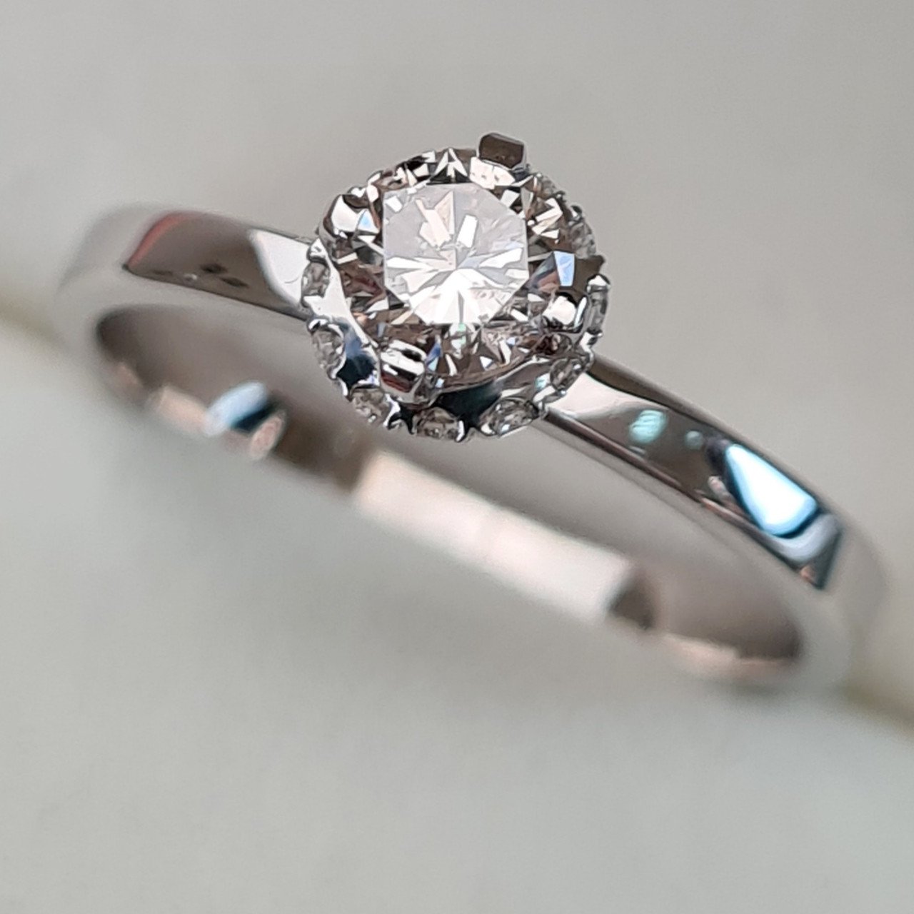 Кольцо Deimantas 93280233 16,51р 2,52гр 0,42ct. купить,NaN
