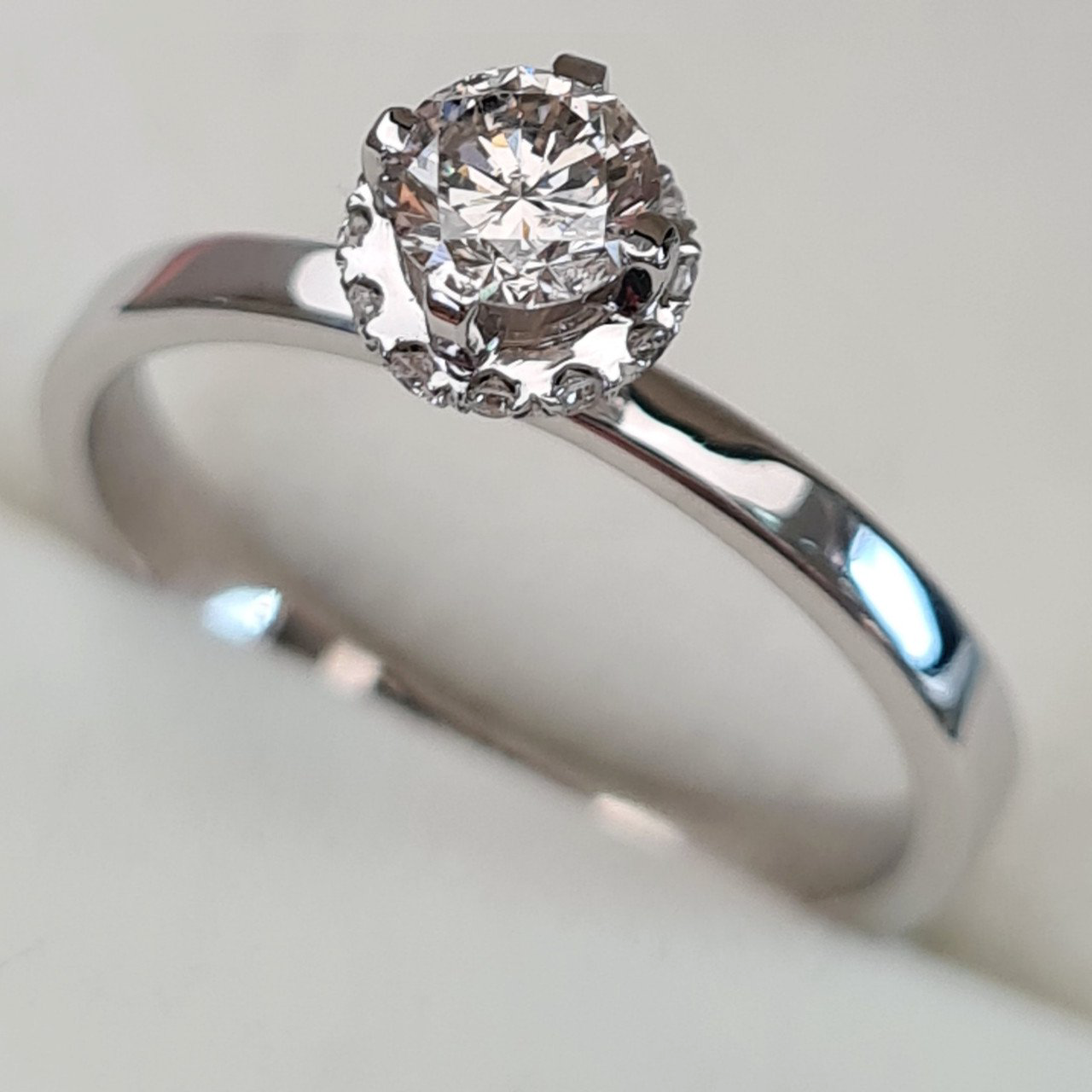 Кольцо Deimantas 93280233 16,51р 2,52гр 0,42ct. купить,NaN