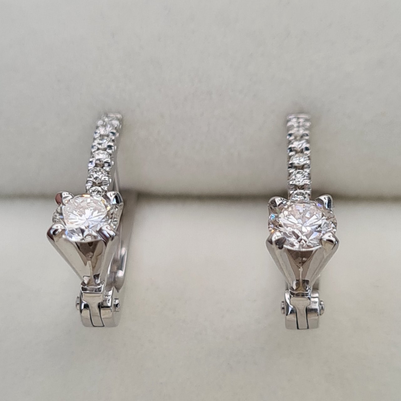 Серьги Deimantas 93300747 3,22гр 0,75ct. купить,NaN