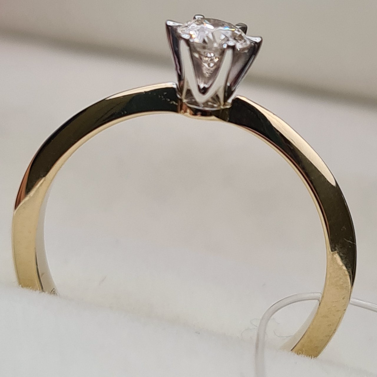 Кольцо Deimantas 97476988 16,51р 2гр 0,18ct. купить,NaN