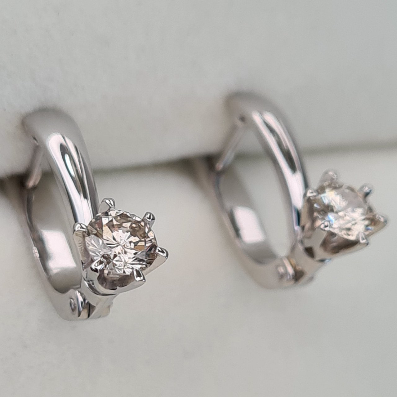 Серьги Deimantas 3,11гр 0,60ct. купить,NaN