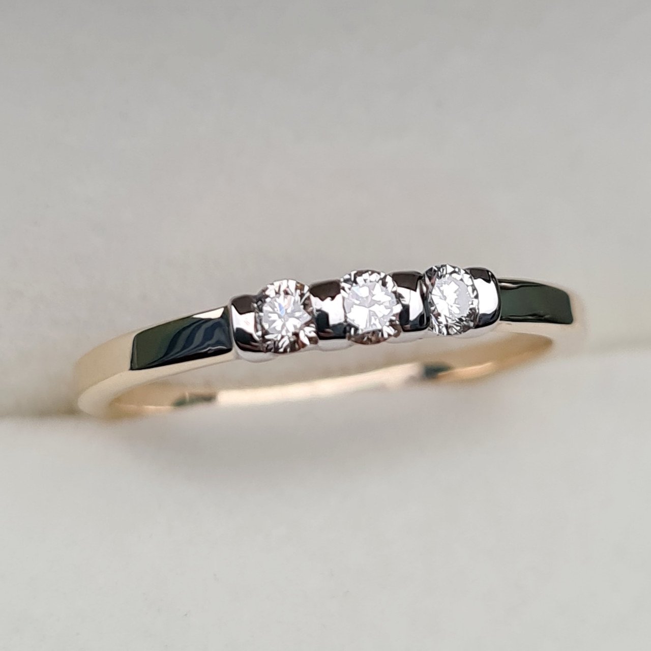 Кольцо Deimantas 95837926 16,5р 1,47гр 0,19ct. купить,NaN