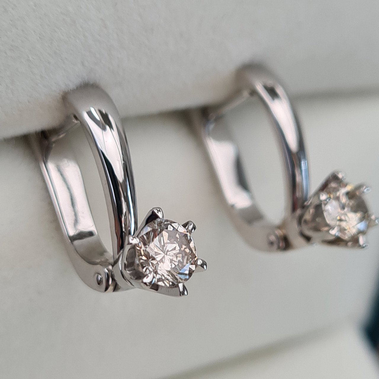 Серьги Deimantas 93300766 3,18гр 0,64ct. купить,NaN