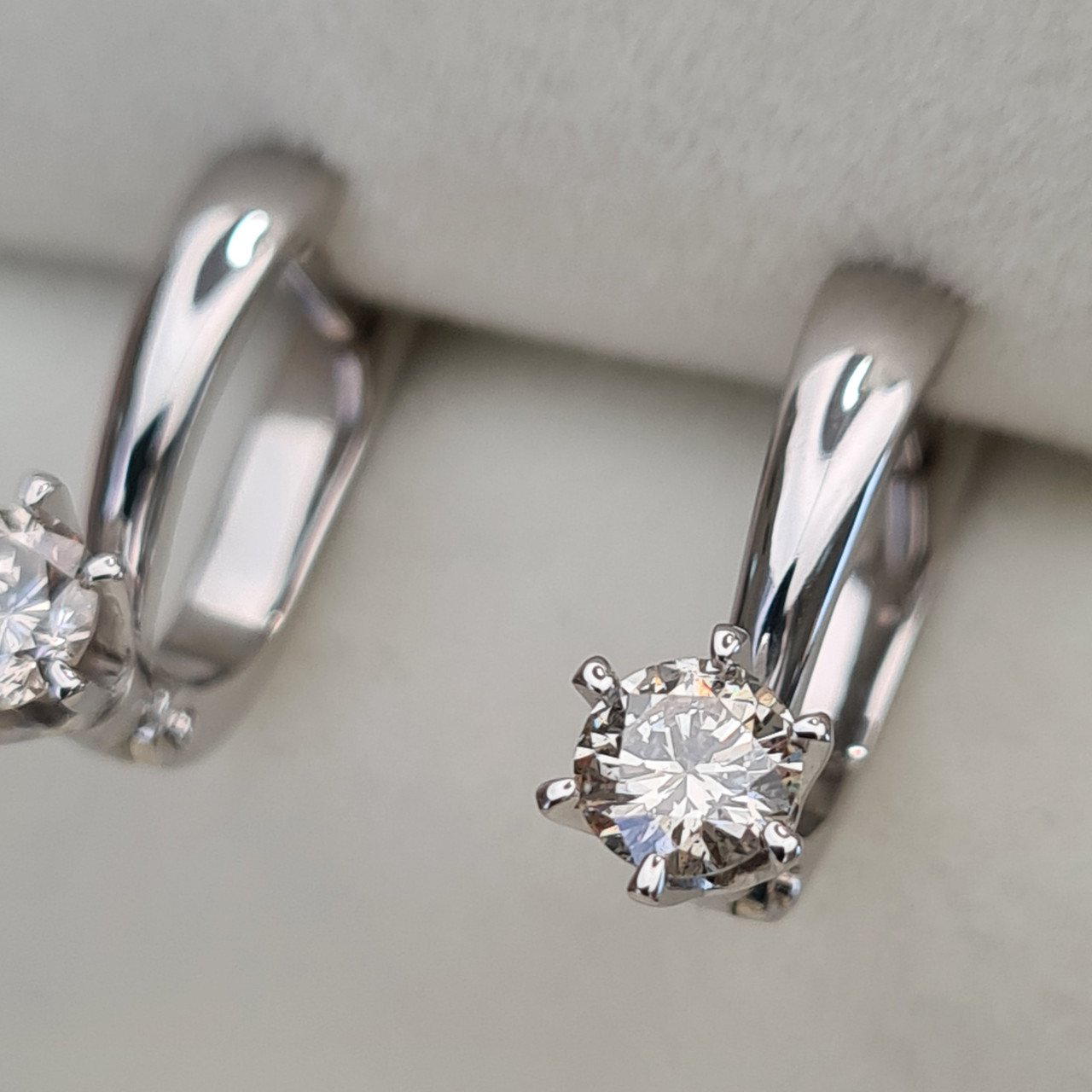Серьги Deimantas 93300766 3,18гр 0,64ct. купить,NaN
