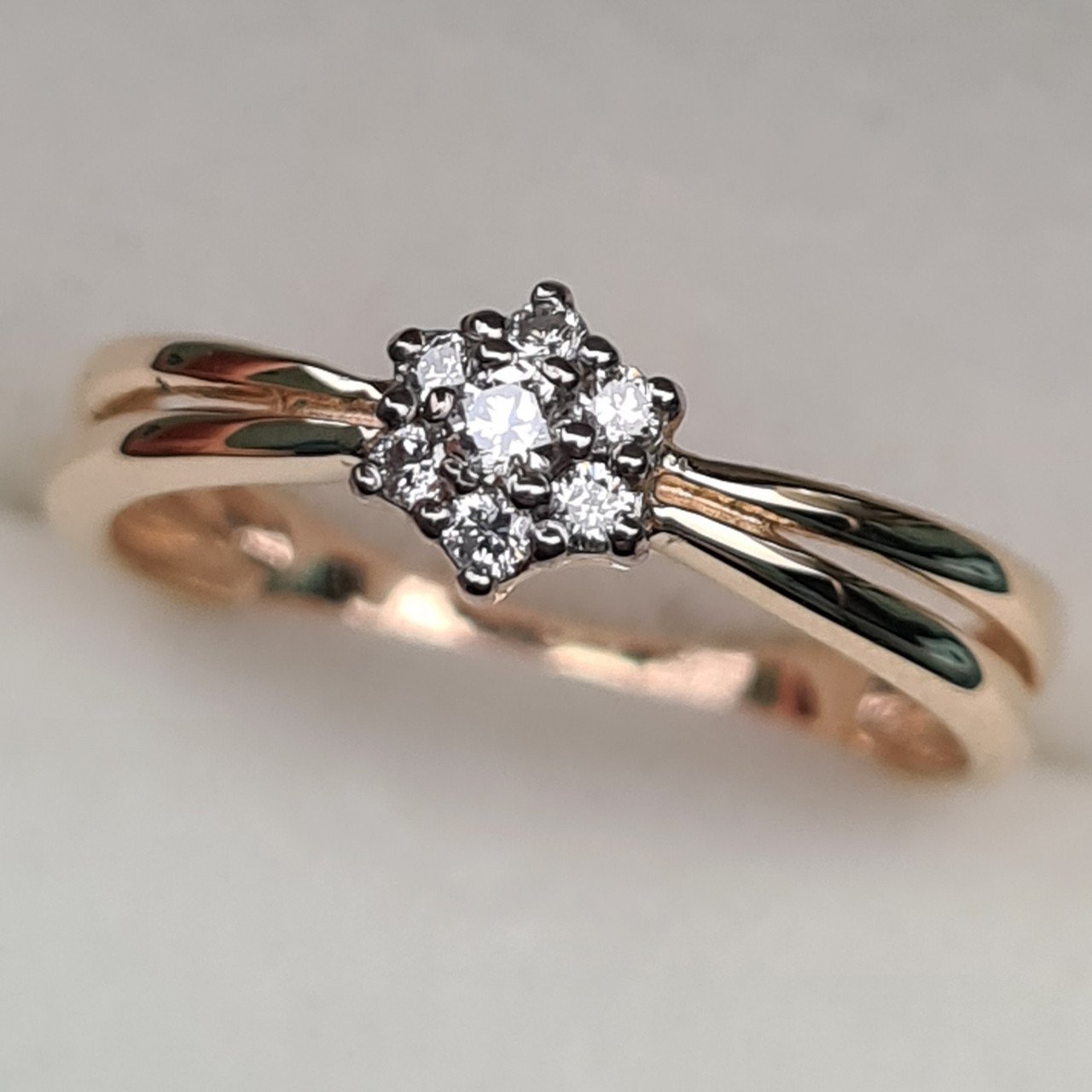 Кольцо Deimantas 95838366 16р 1,61гр 0,105ct. купить,NaN