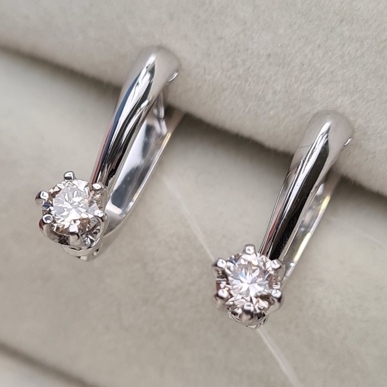 Серьги Deimantas 97477010 3,22гр 0,45ct. купить,NaN