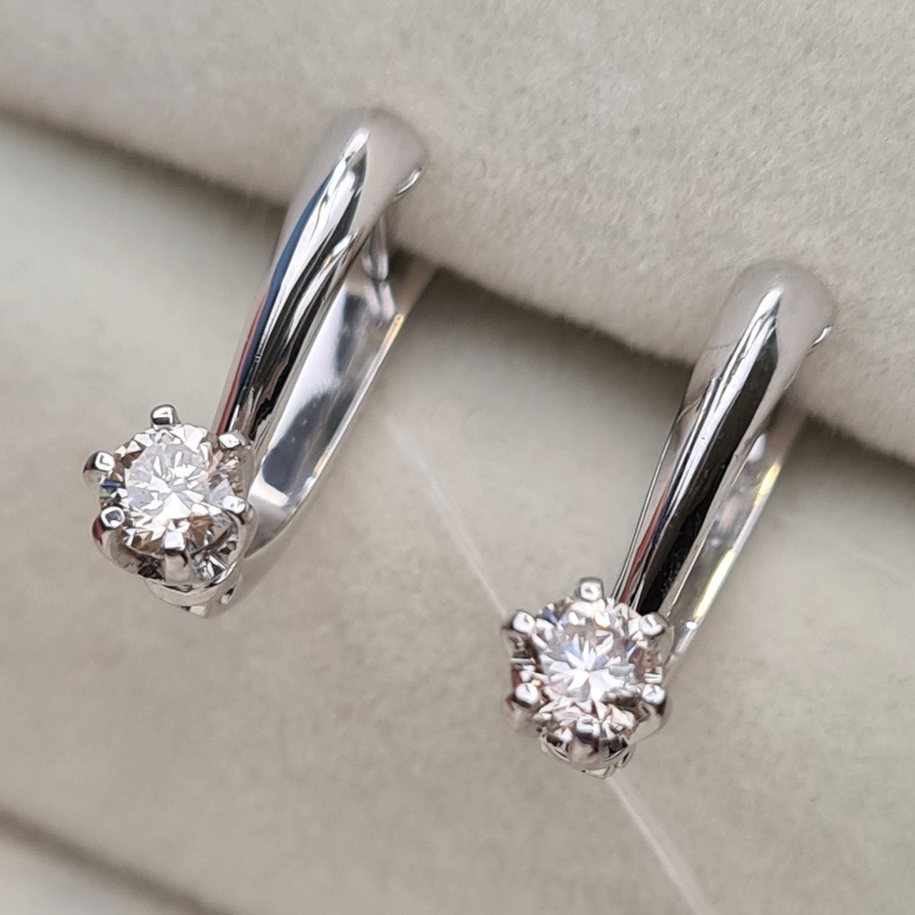 Серьги Deimantas 97477010 3,22гр 0,45ct. купить,NaN