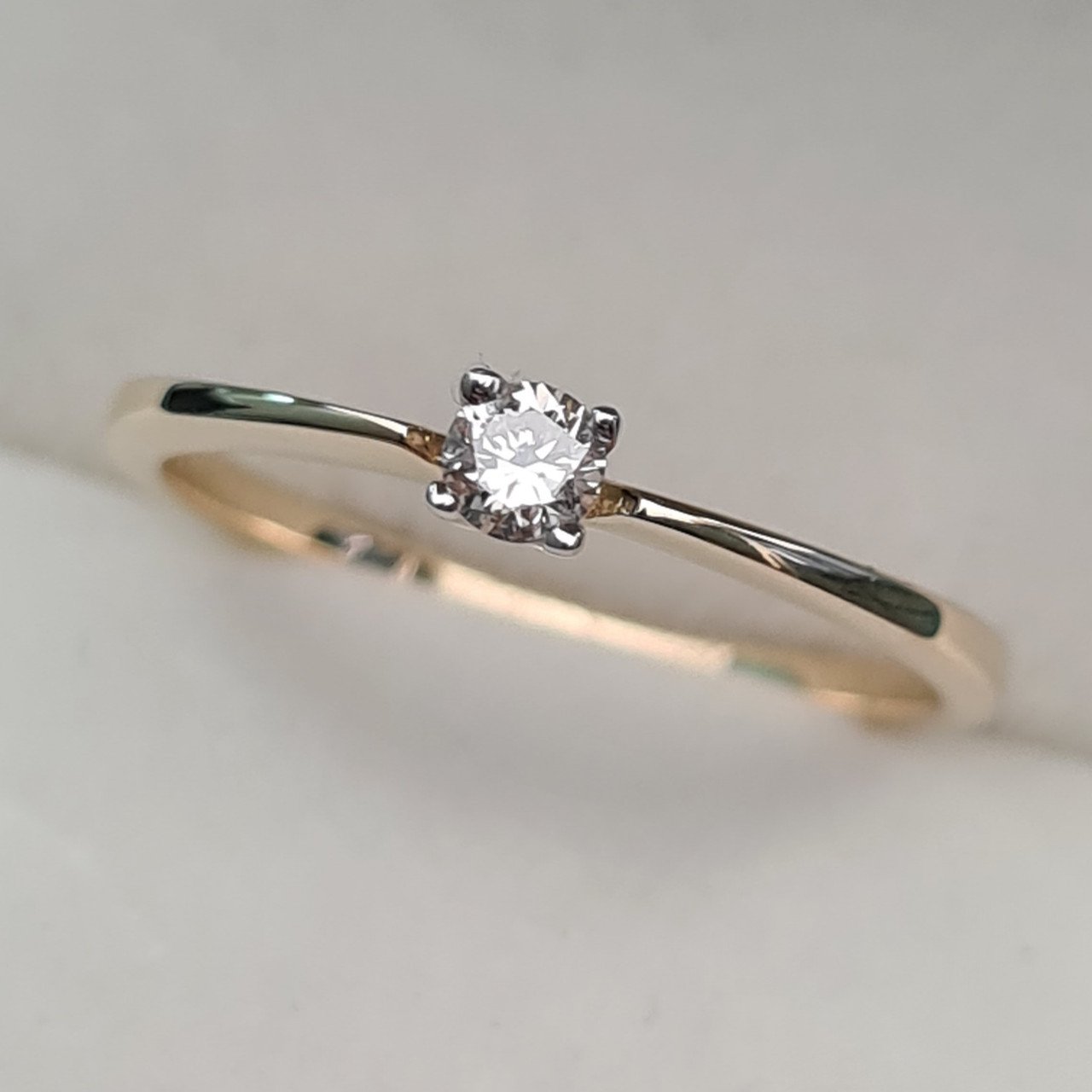 Кольцо Deimantas 93311788 16,5р 1,39гр 0,10ct. купить,NaN