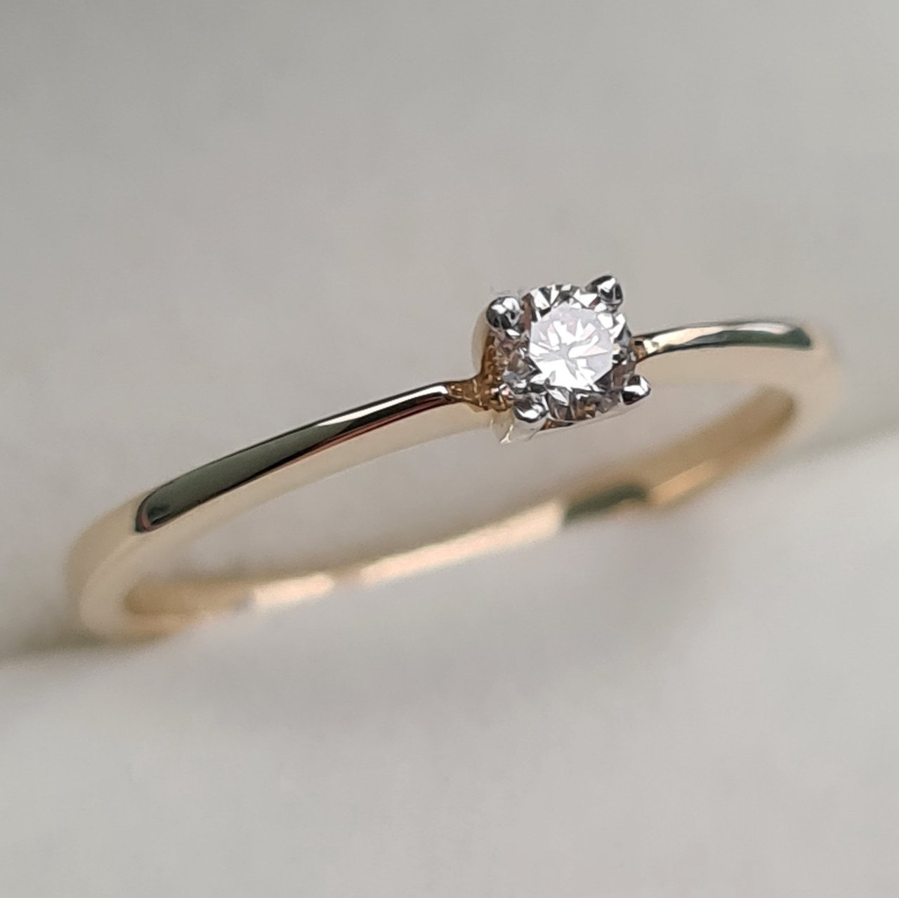 Кольцо Deimantas 93311788 16,5р 1,39гр 0,10ct. купить,NaN
