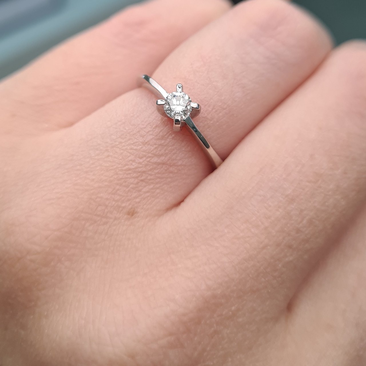 Кольцо Deimantas 93314899 16,5р 2,79гр 0,23ct. купить,NaN