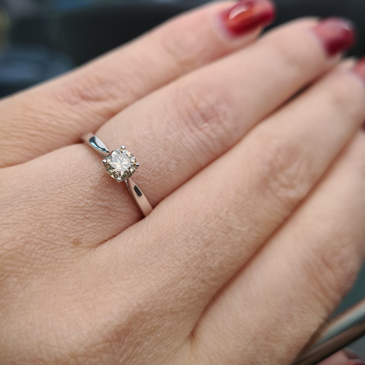 Кольцо Deimantas 93359107 16,5р 1,75гр 0,51ct. купить,NaN