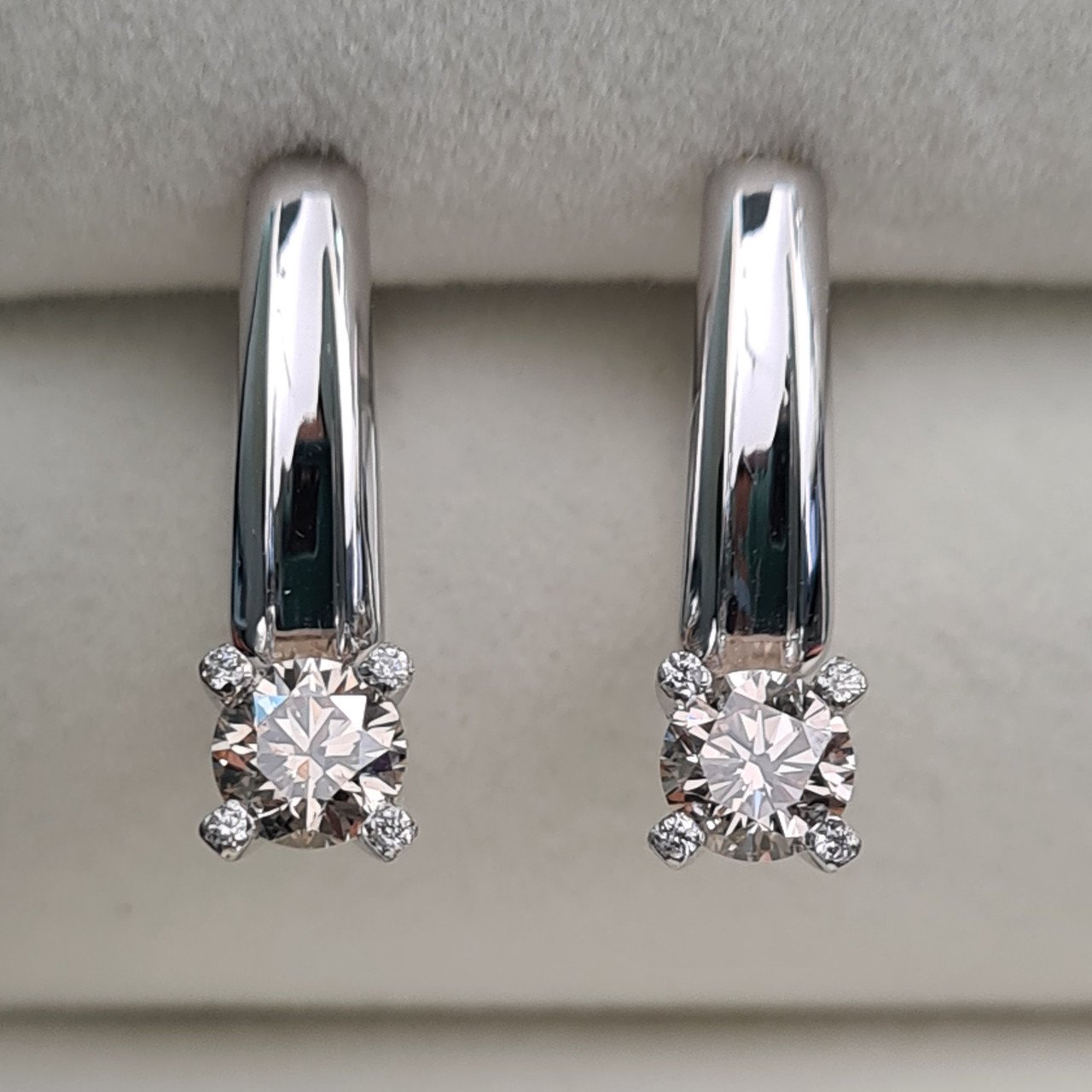 Серьги Deimantas 3,14гр 0,92ct. купить,NaN