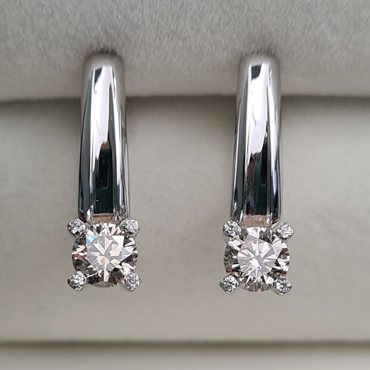 Серьги Deimantas 3,14гр 0,92ct. купить,NaN
