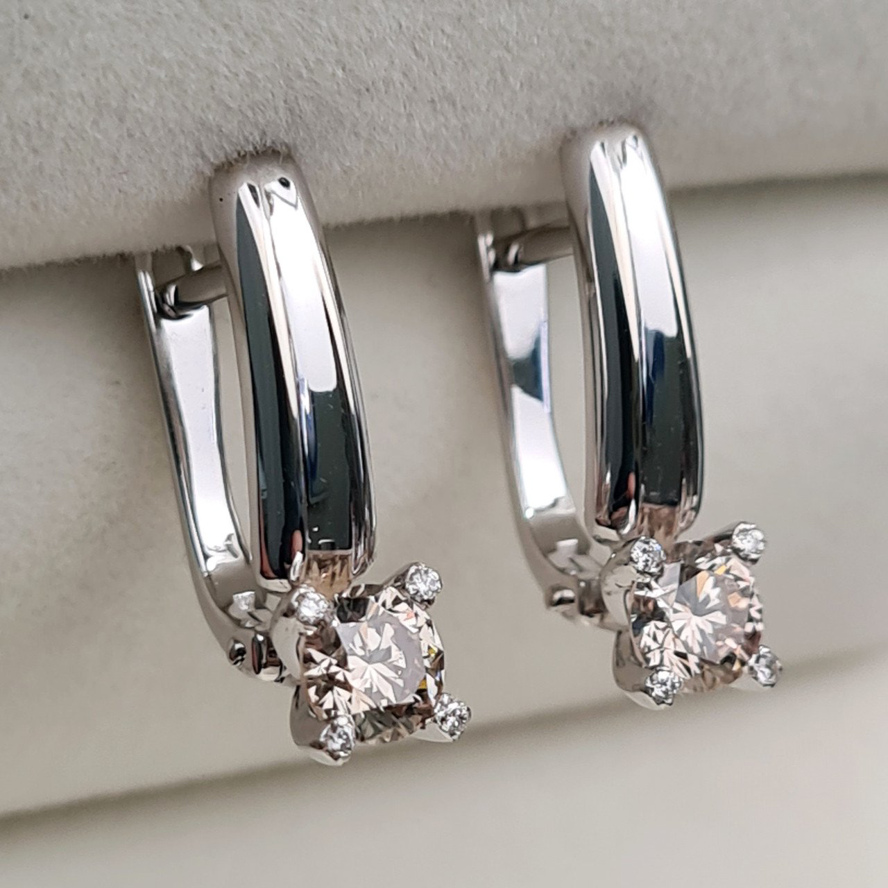 Серьги Deimantas 3,14гр 0,92ct. купить,NaN
