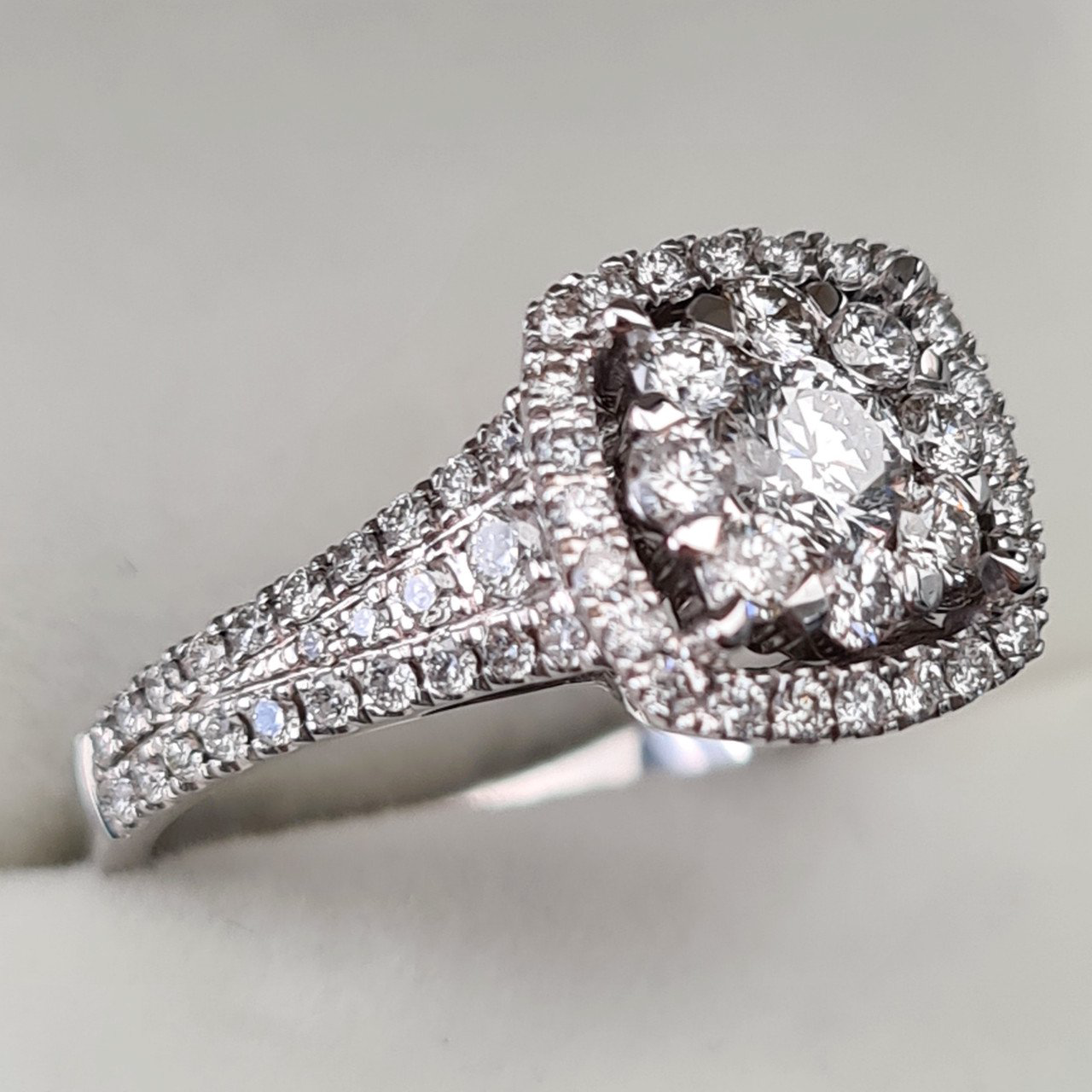 Кольцо Deimantas 95860397 16,51р 4,1гр 1,05ct. купить,NaN