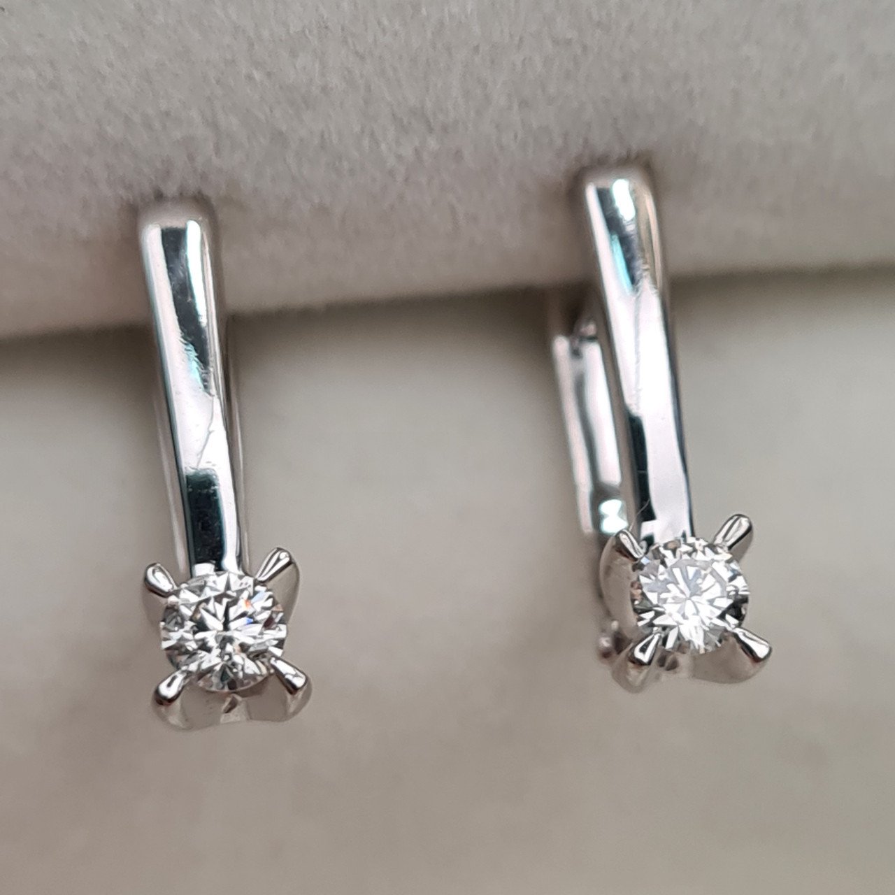 Серьги Deimantas 2,48гр 0,20ct. купить,NaN