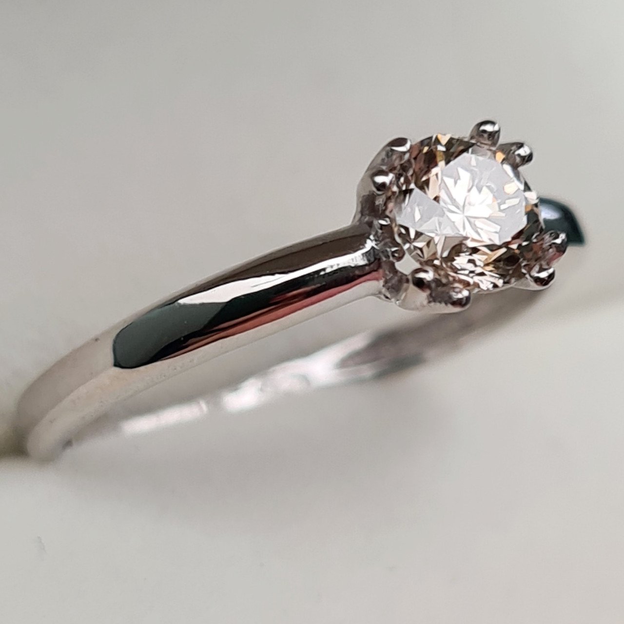 Кольцо Deimantas 93376330 16,5р 1,5гр 0,54ct. купить,NaN