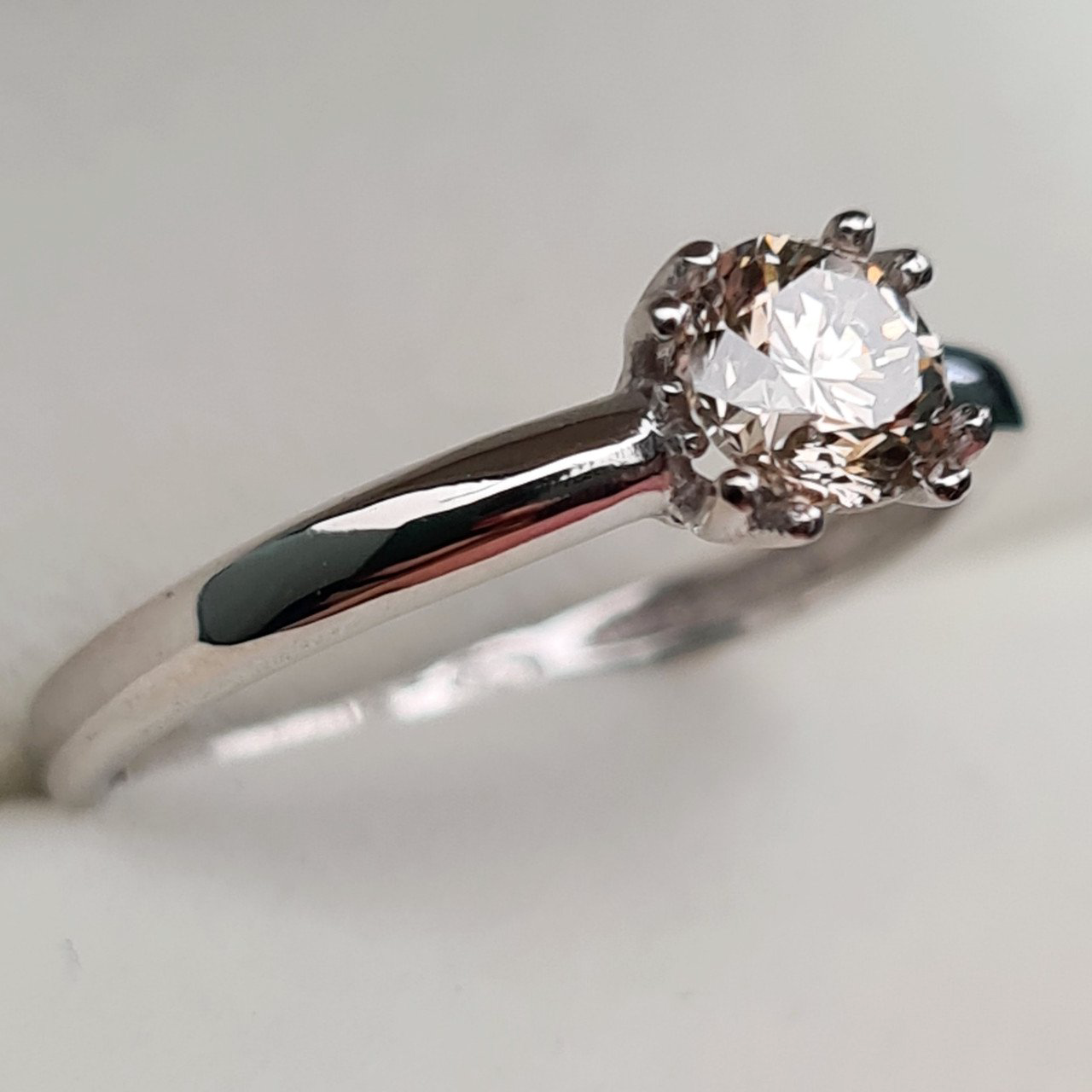 Кольцо Deimantas 93376330 16,5р 1,5гр 0,54ct. купить,NaN