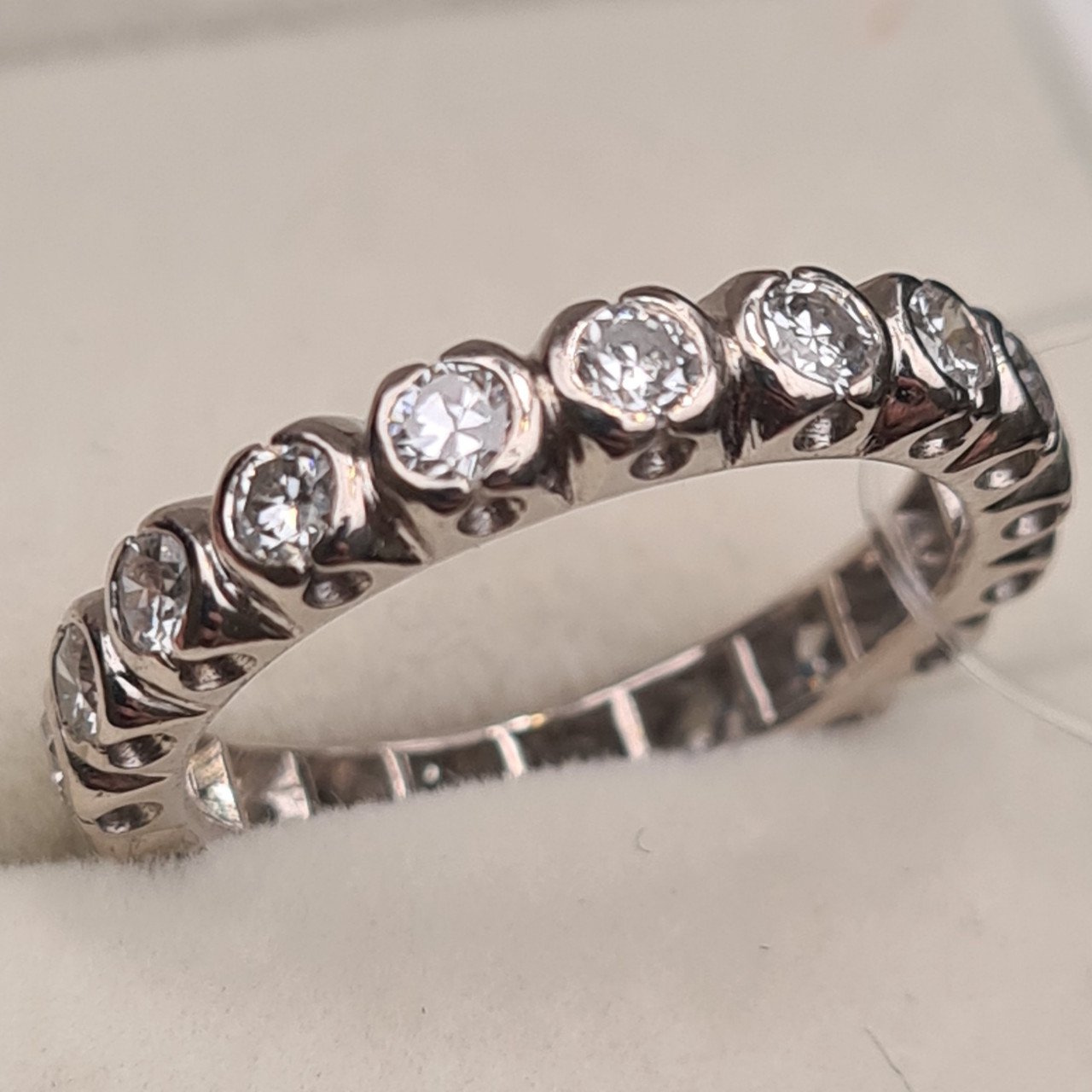 Кольцо Deimantas 97675547 17р 5,38гр 1,14ct. купить,NaN