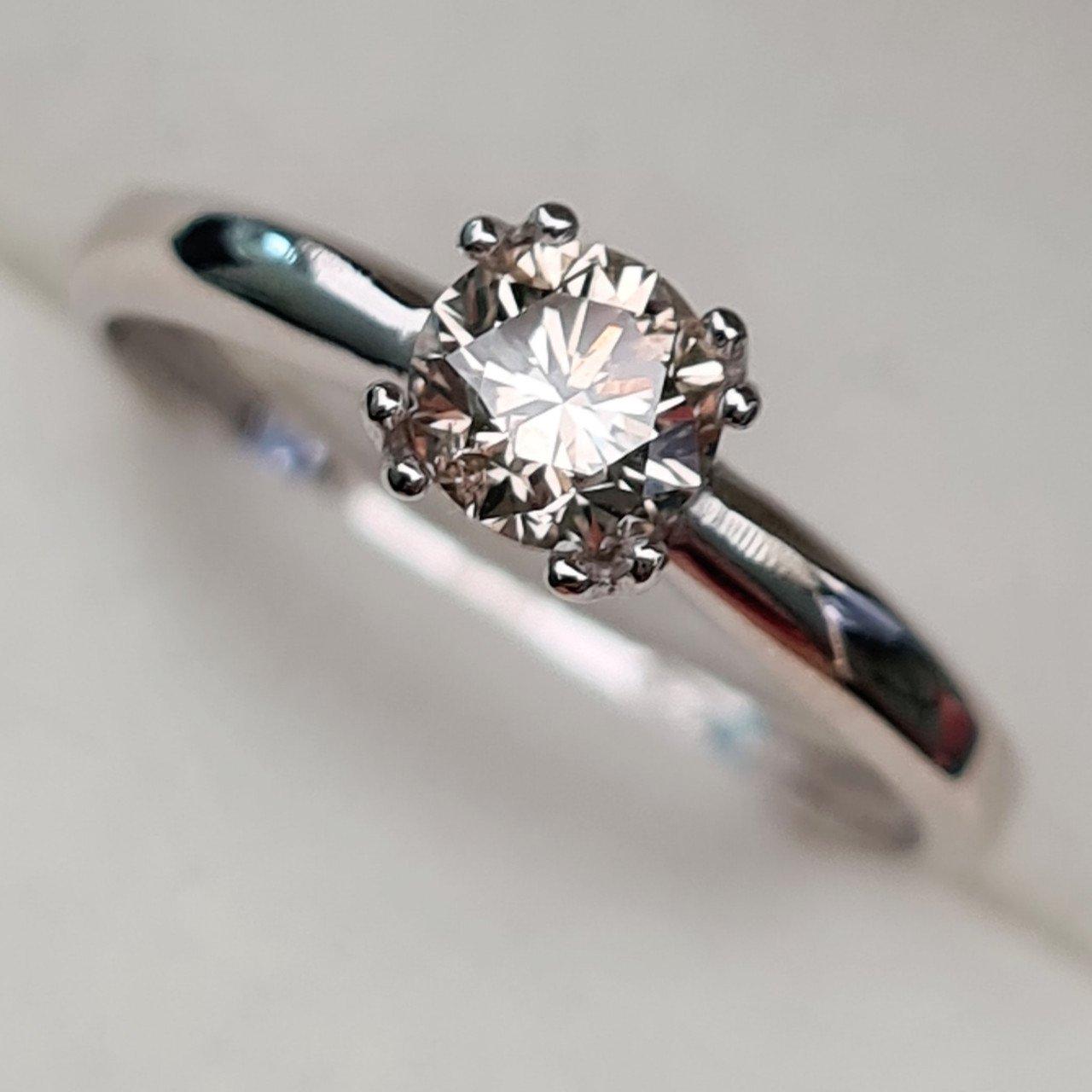 Кольцо Deimantas 93376330 16,5р 1,5гр 0,54ct. купить,NaN