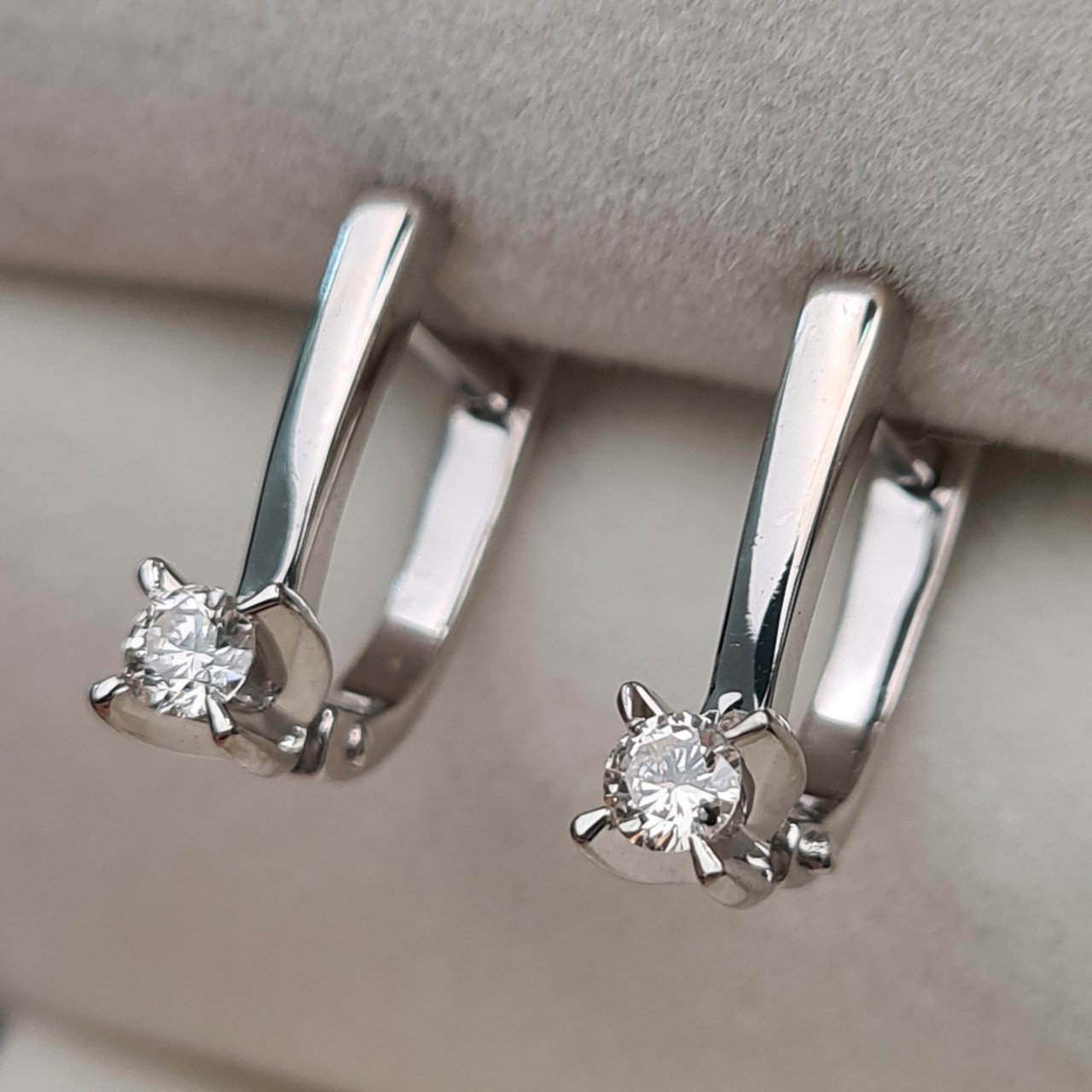 Серьги Deimantas 2,48гр 0,20ct. купить,NaN