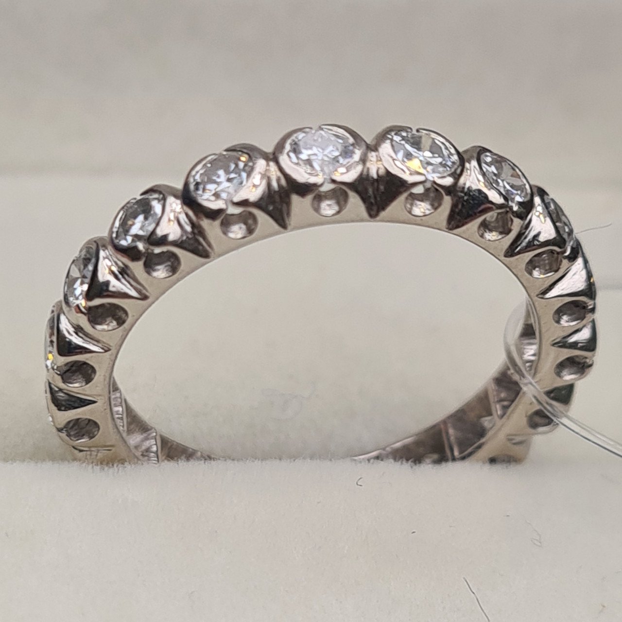 Кольцо Deimantas 97675547 17р 5,38гр 1,14ct. купить,NaN