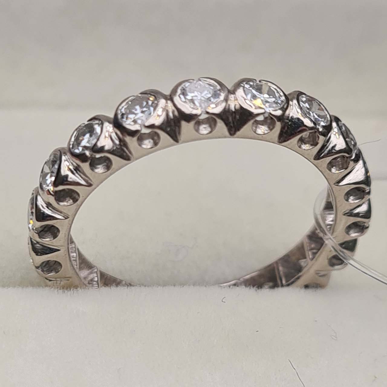 Кольцо Deimantas 97675547 17р 5,38гр 1,14ct. купить,NaN