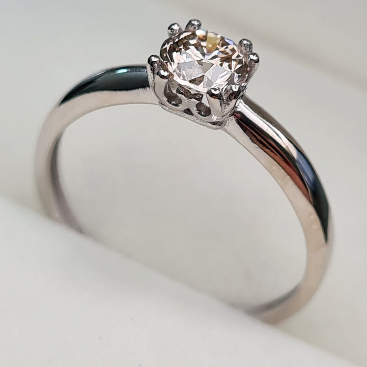 Кольцо Deimantas 93376330 16,5р 1,5гр 0,54ct. купить,NaN