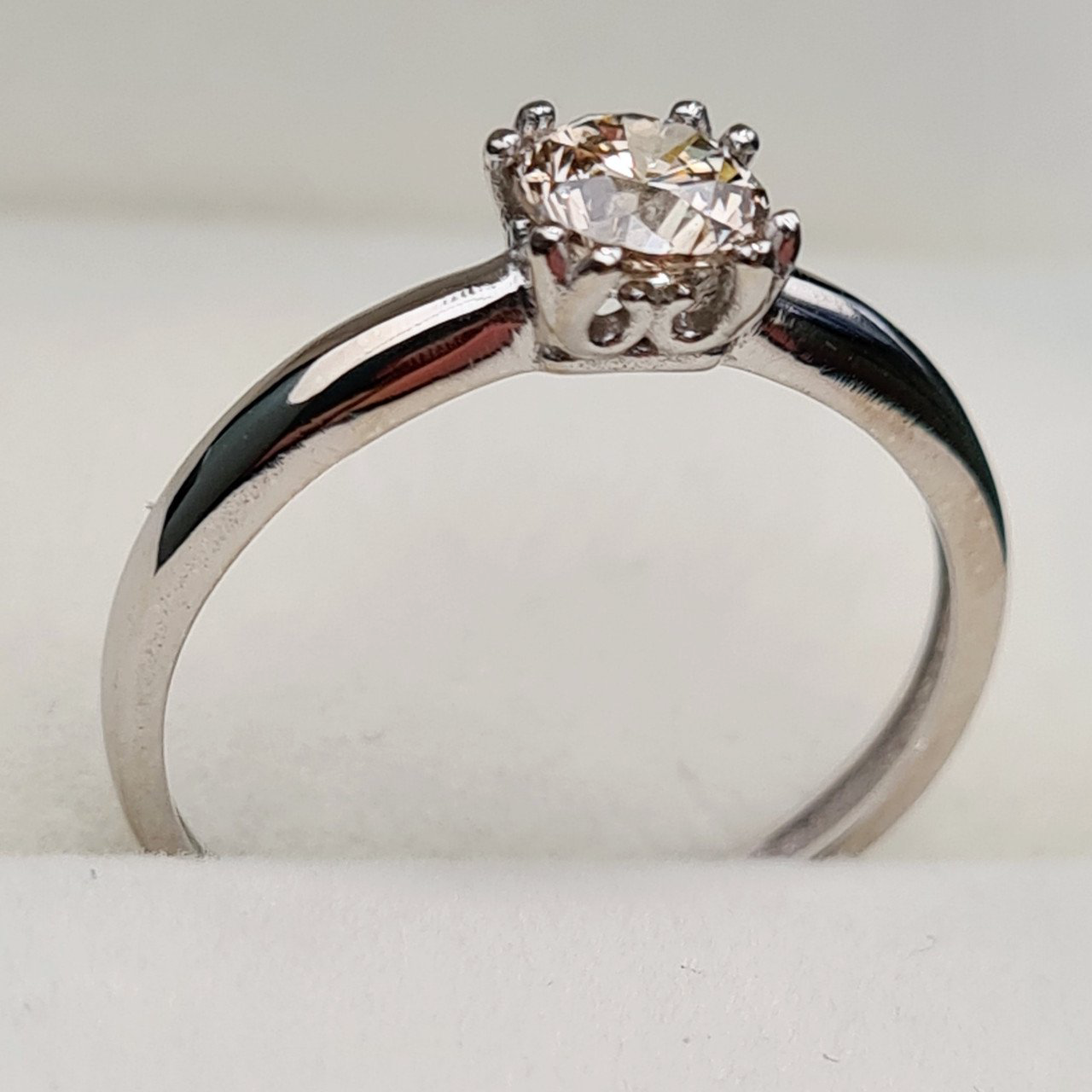 Кольцо Deimantas 93376330 16,5р 1,5гр 0,54ct. купить,NaN