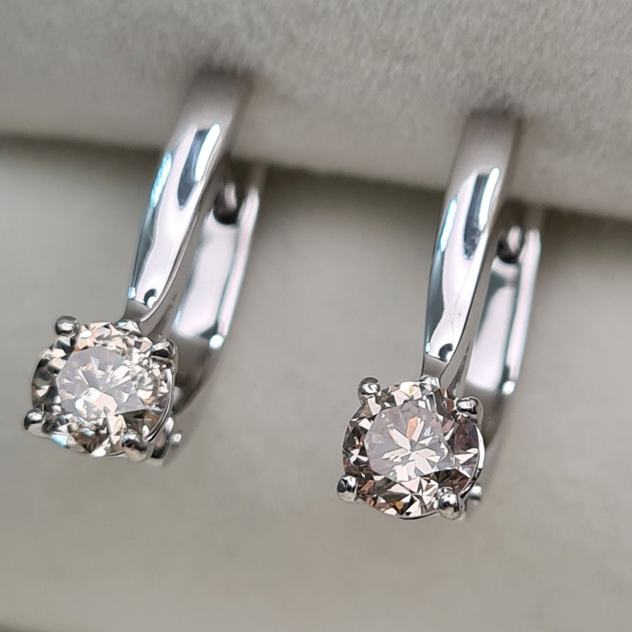 Серьги Deimantas 93456561 2,81гр 0,90ct. купить,NaN