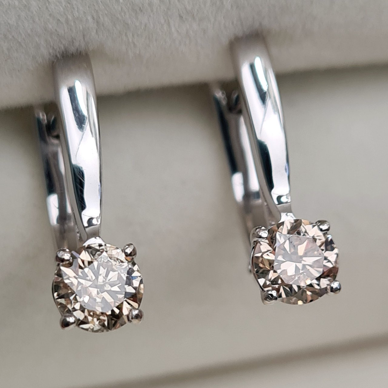 Серьги Deimantas 93456561 2,81гр 0,90ct. купить,NaN