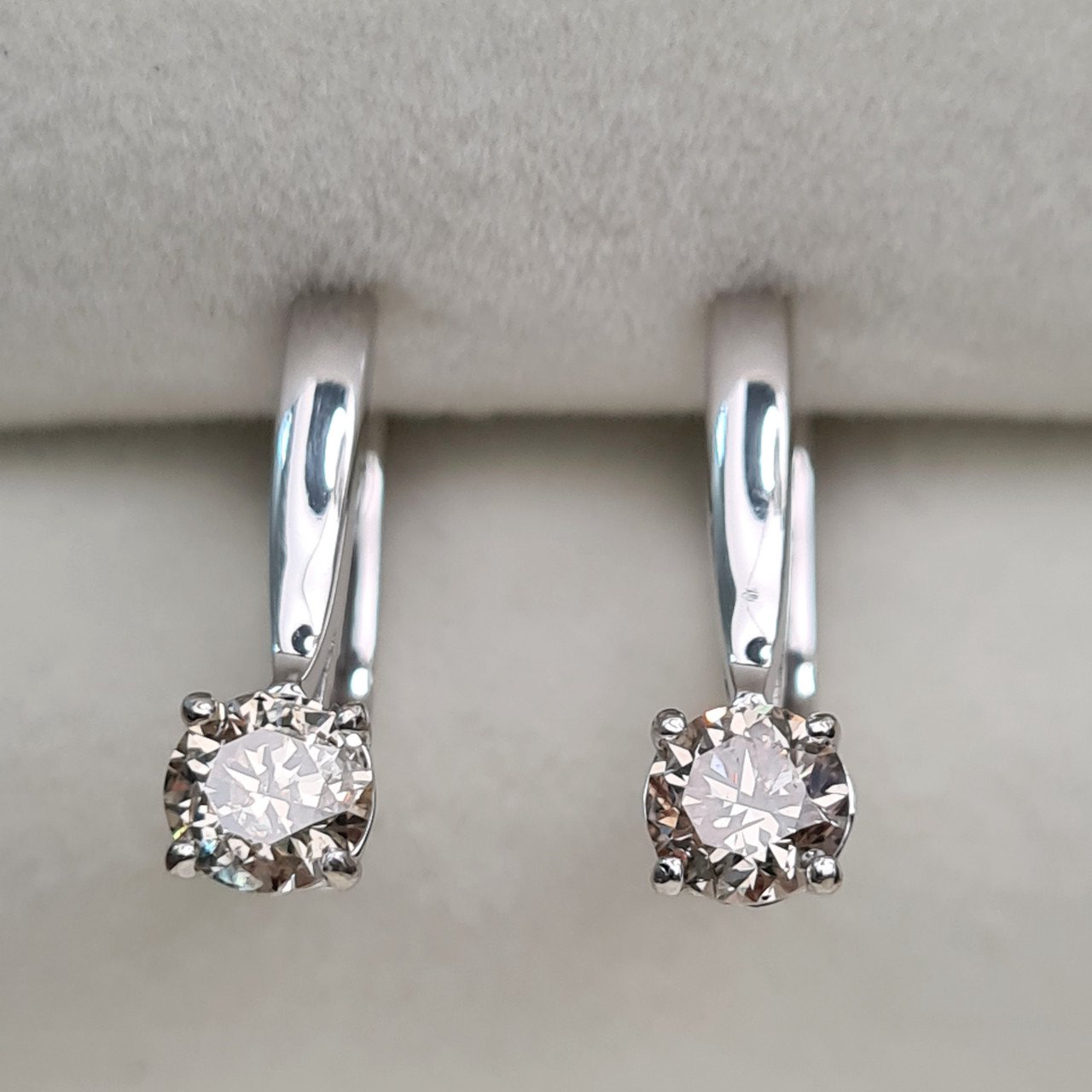 Серьги Deimantas 93456561 2,81гр 0,90ct. купить,NaN