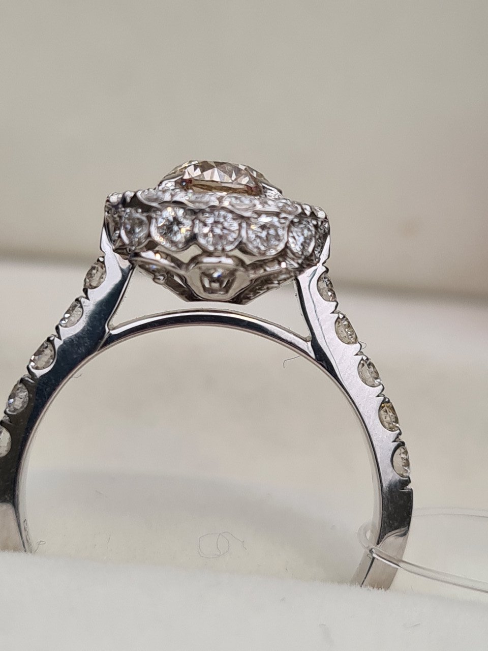 Кольцо Deimantas 97862420 17,5р 4,69гр 1,86ct. купить,NaN