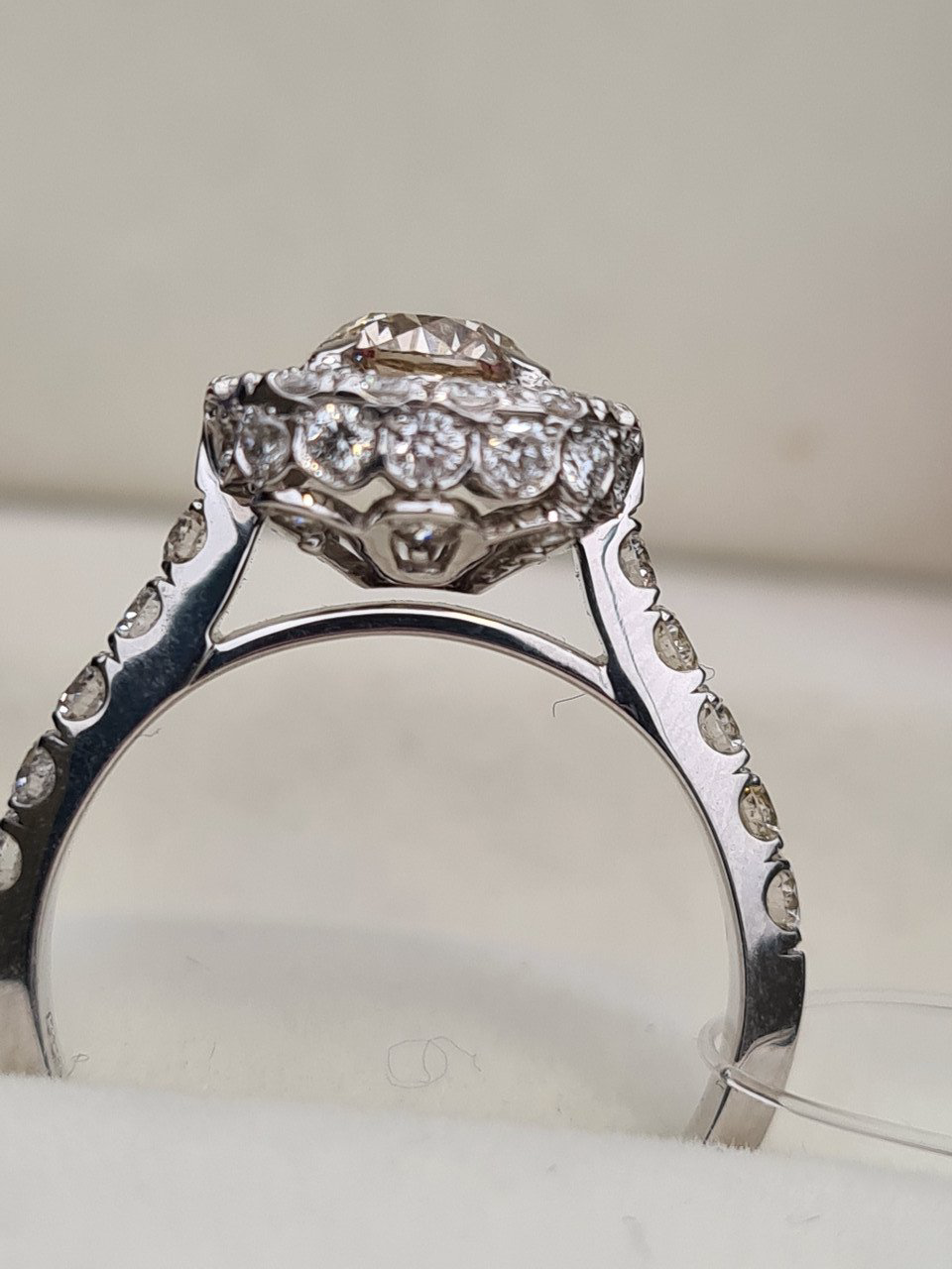Кольцо Deimantas 97862420 17,5р 4,69гр 1,86ct. купить,NaN
