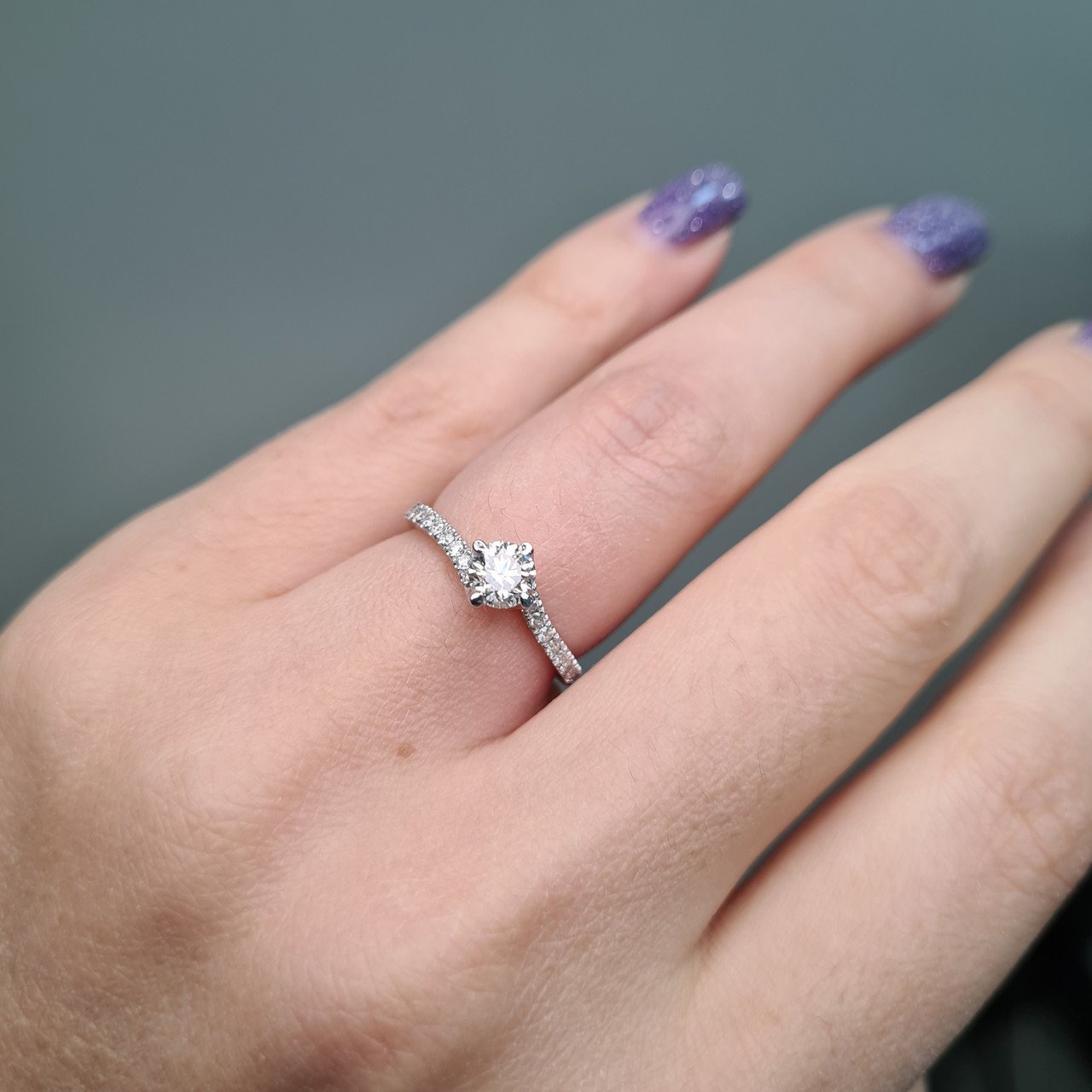 Кольцо Deimantas 95888201 16,5р 1,97гр 0,74ct. купить,NaN